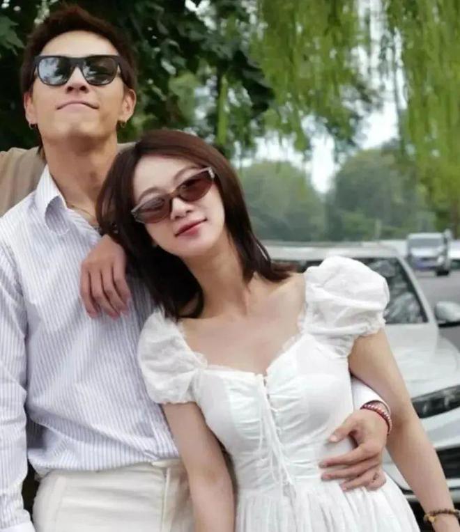 娱乐圈幸福婚讯大盘点K8凯发登录2024(图4)